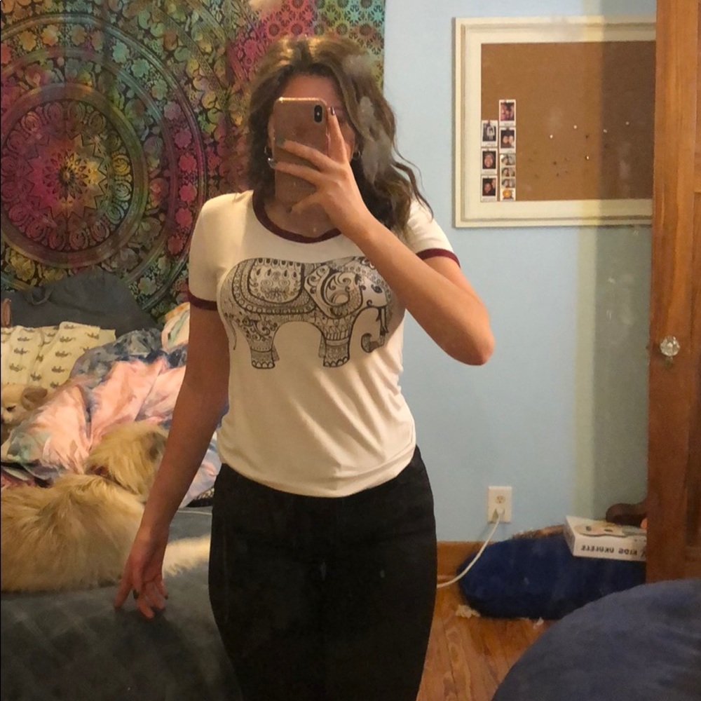 White elephant tee
